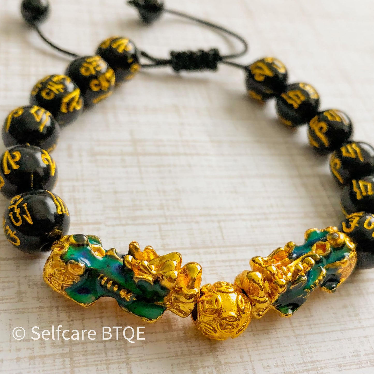Feng Shui Double Wealth Color-Changing Pixui Adjustable Bracelet with Four Gold Chinese Good Luck Symbols
