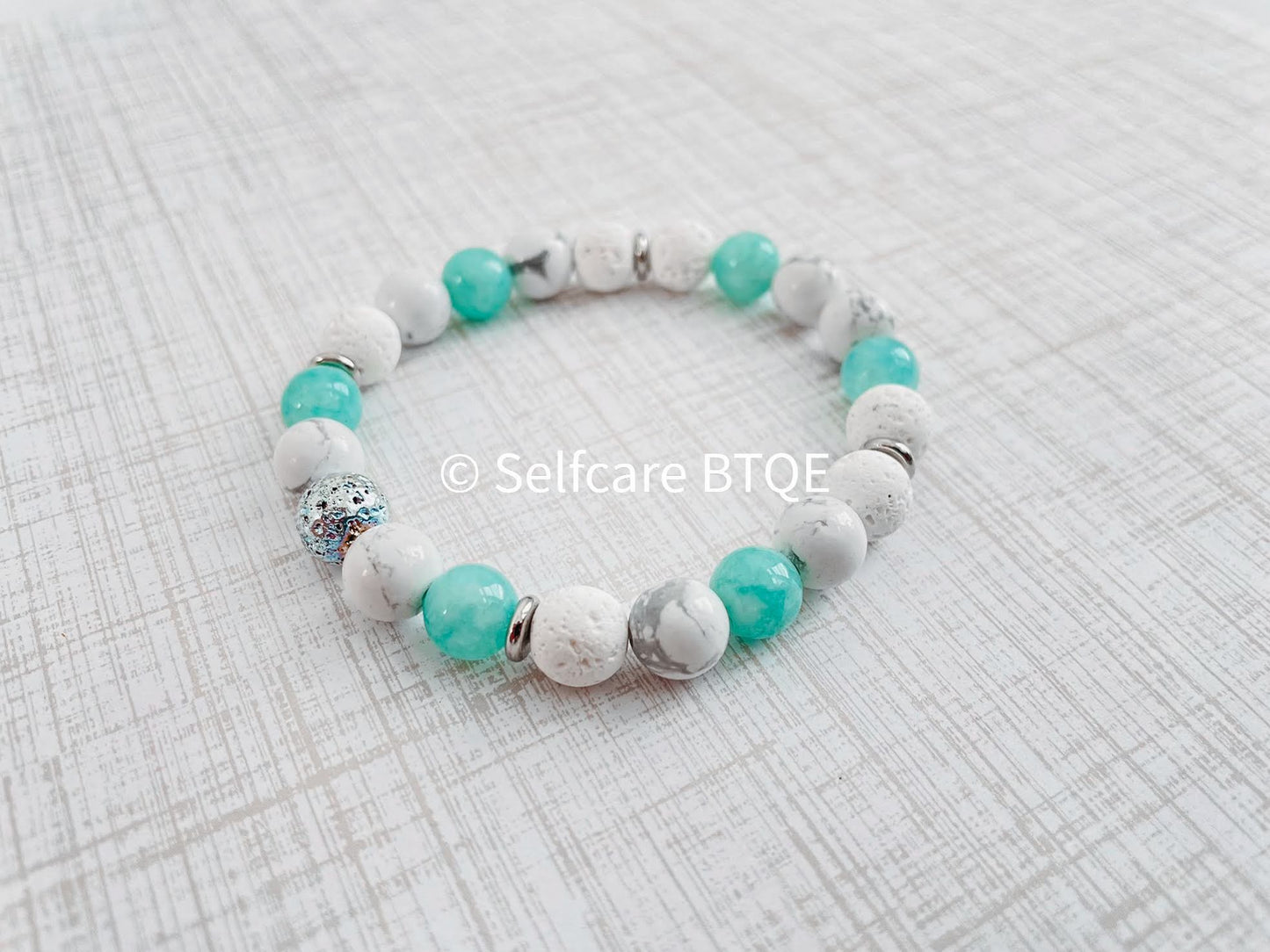Howlite Crystal & Amazonite Mala Beaded Bracelet | 8mm