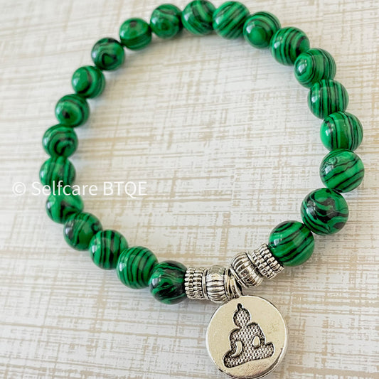 The Verdant Vision: Natural Malachite & Silver Buddha Charm Bracelet